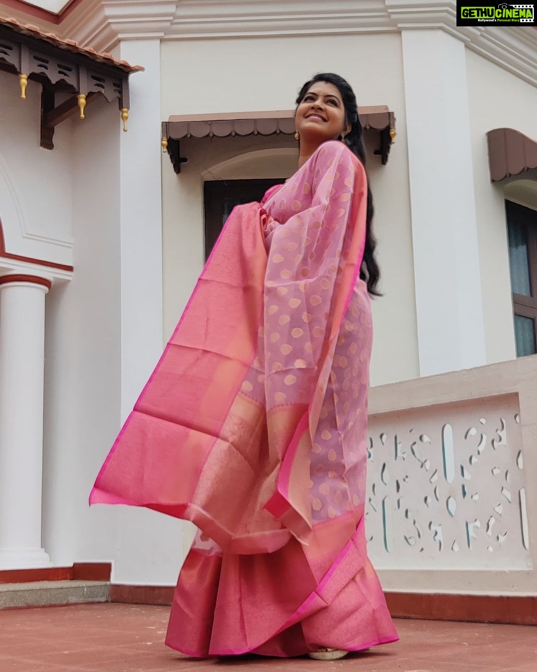 Rachitha Mahalakshmi Instagram - 🌟It's not d strength of d body that counts,but d strength of d spirit 🌟 😇😇😇😇😇 : Lovely saree collections #sareelove @branding_with_shakthi : https://www.facebook.com/brandingwithshakthi/ : https://www.instagram.com/branding_with_shakthi/ : #supportwomenentrepreneurs🙋🏼💪🏻