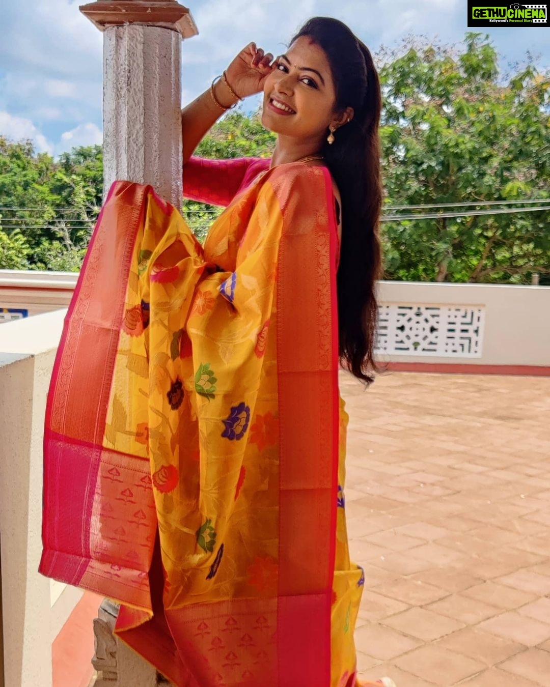Rachitha Mahalakshmi Instagram - Introducing https://www.facebook.com/brandingwithshakthi/ : https://www.instagram.com/branding_with_shakthi/ : Associated with @branding_with_shakthi ๐๐๐๐ : Sarees sponsorer ๐ : For Lovely saree collections do follow @branding_with_shakthi ๐๐๐ : #supportwomenentrepreneurs๐๐ผ๐ช๐ป