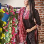 Rachitha Mahalakshmi Instagram - Tired yes.... but I do have goals...... 💪💪💪soooo just keep going..... 😇 Happy mornings 🌞 😇😇😇😇 : Lovely outfit @srisaicollections9 👈 💙💙💙 : #supportwomenentrepreneurs🙋🏼💪🏻