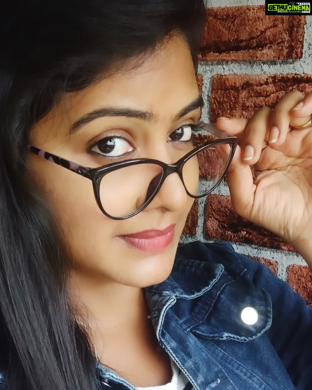 Rachitha Mahalakshmi Instagram - πSometimes not telling people anything is a good thing.... π Kalai vana-"kangal" π π€π€π€π€π€π€π€ πππππππ