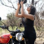 Rachitha Mahalakshmi Instagram – 🌟Some PPL know my name,not my story…
Some might have heard what I’ve done,but not what I’ve been through…… so judge less…. love more …. 🌟
Start Living ur dreams…. 😇😇😇😇😇
:
Ruddy mornings 🔥🔥🔥🔥🔥🔥🔥
:
#royalenfield
#royalenfieldlovers
#womenbikers
#womenonbikes
#girltraveler
#indiangirltrip