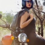Rachitha Mahalakshmi Instagram - Sooooo dam true..... 🌟WHEN NOBODY STANDS FOR YOU, THAT'S THE TIME YOU HAVE TO STAND FOR YOURSELF....🌟 🔥🔥🔥🔥💪💪💪💪💪 #Ruddydaries #royalenfield #believer