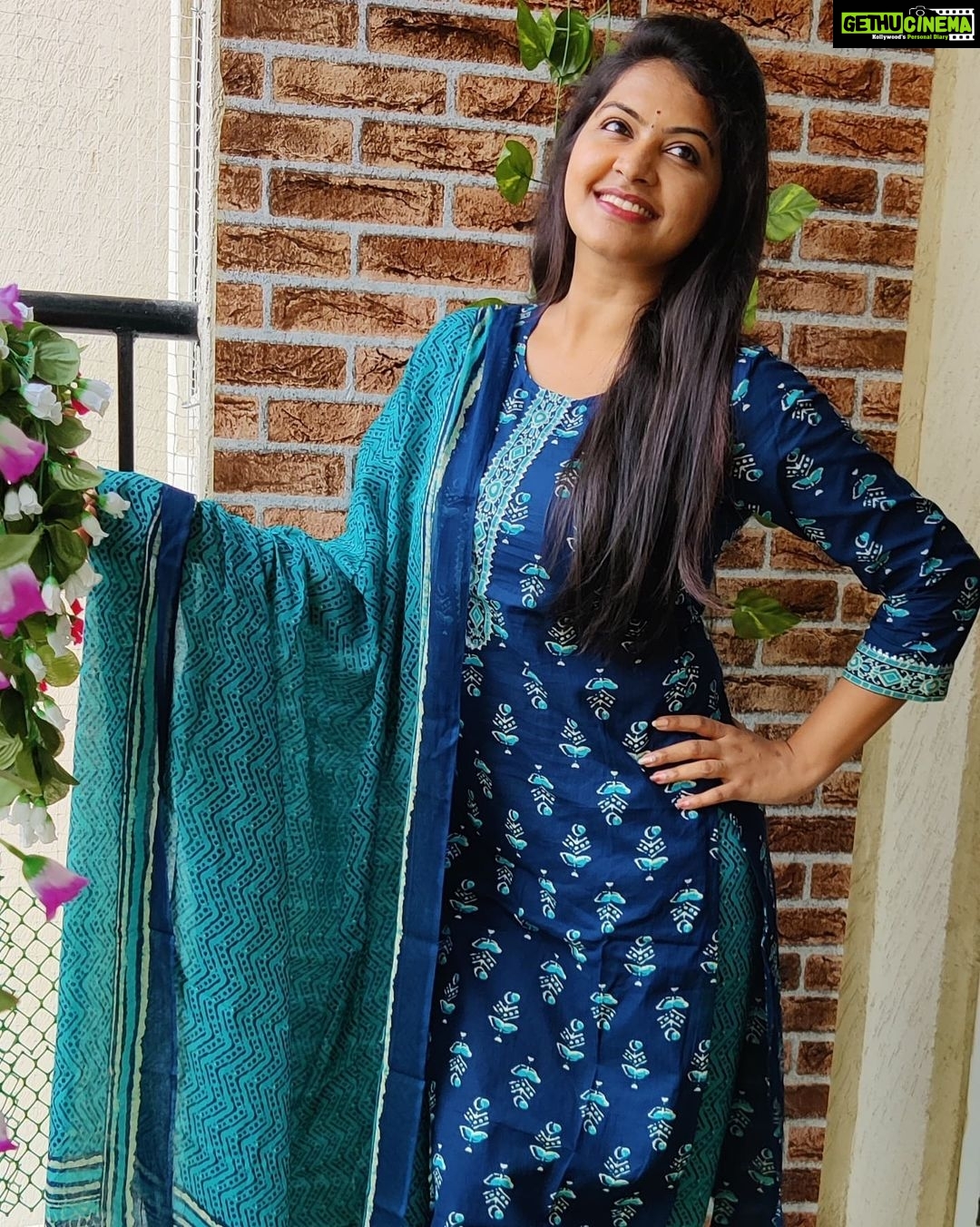 Rachitha Mahalakshmi Instagram - 🌟Be enough for yourself first,the rest of d world can wait. 🌟🙌🙌🙌Lovely outfit @branding_with_shakthi : https://www.instagram.com/branding_with_shakthi/ : https://www.facebook.com/brandingwithshakthi/ : #supportwomenentrepreneurs🙋🏼💪🏻
