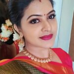 Rachitha Mahalakshmi Instagram - D only look that makes me feel complete..... 🥰🥰🥰🥰 : Happy Sunday 🥰🥰🥰🥰