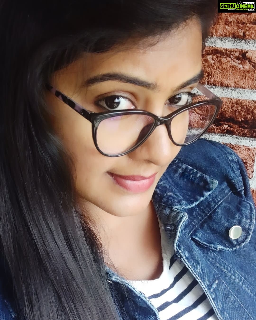 Rachitha Mahalakshmi Instagram - πSometimes not telling people anything is a good thing.... π Kalai vana-"kangal" π π€π€π€π€π€π€π€ πππππππ