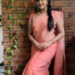 Rachitha Mahalakshmi Instagram - 🌟Never change to be accepted by others..... Stay d way u r.... 🌟 : #sareelove @shanjana_trends : #supportwomenentrepreneurs🙋🏼💪🏻