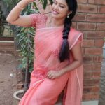 Rachitha Mahalakshmi Instagram - 🌟Never change to be accepted by others..... Stay d way u r.... 🌟 : #sareelove @shanjana_trends : #supportwomenentrepreneurs🙋🏼💪🏻
