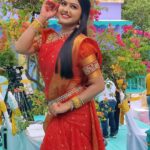 Rachitha Mahalakshmi Instagram - ವರಮಹಾಲಕ್ಷ್ಮಿ ಹಬ್ಬದ ಹಾರ್ಧಿಕ ಶುಭಾಶಯಗಳು .... 🥰🥰🥰🥰🥰🥰🙏🙏🙏🙏🙏🙏 : Some clicks from our Ranganayaka movie song shoot 🎥📸🎬🎭 🥰🥰🥰🥰🥰 : Loving d way it's been picturing..... "1970's " pattern.... That ethnic style, that retro feel, Evocative look..... just d way I love 🥰🥰🥰🥰 : Let all ur blessings be with our team 🥰🙏🙏🙏🙏🙏🙏🙏🙏🙏🙏🙏 @directorguruprasad @imran_sardhariya @anjaliraj6869 actor_jaggesh 🙏👍👍👍👍👍