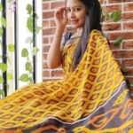 Rachitha Mahalakshmi Instagram - Just wear wt makes u happy..... 🥰❤️🥰❤️🥰 Awesome saree collections ❤️❤️❤️❤️ #Sareelove @urban_closet_ethnic ❤️❤️❤️❤️ : #supportwomenentrepreneurs🙋🏼💪🏻