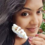 Rachitha Mahalakshmi Instagram - Evenings made more sweeter by @dark_slices🍰 yum yum yummy....... 😋😋😋😋😋❤️❤️❤️❤️ Pochu.. pochu... Yae diet yellaaaa pochu 😩😩😩🙆🏻‍♀️