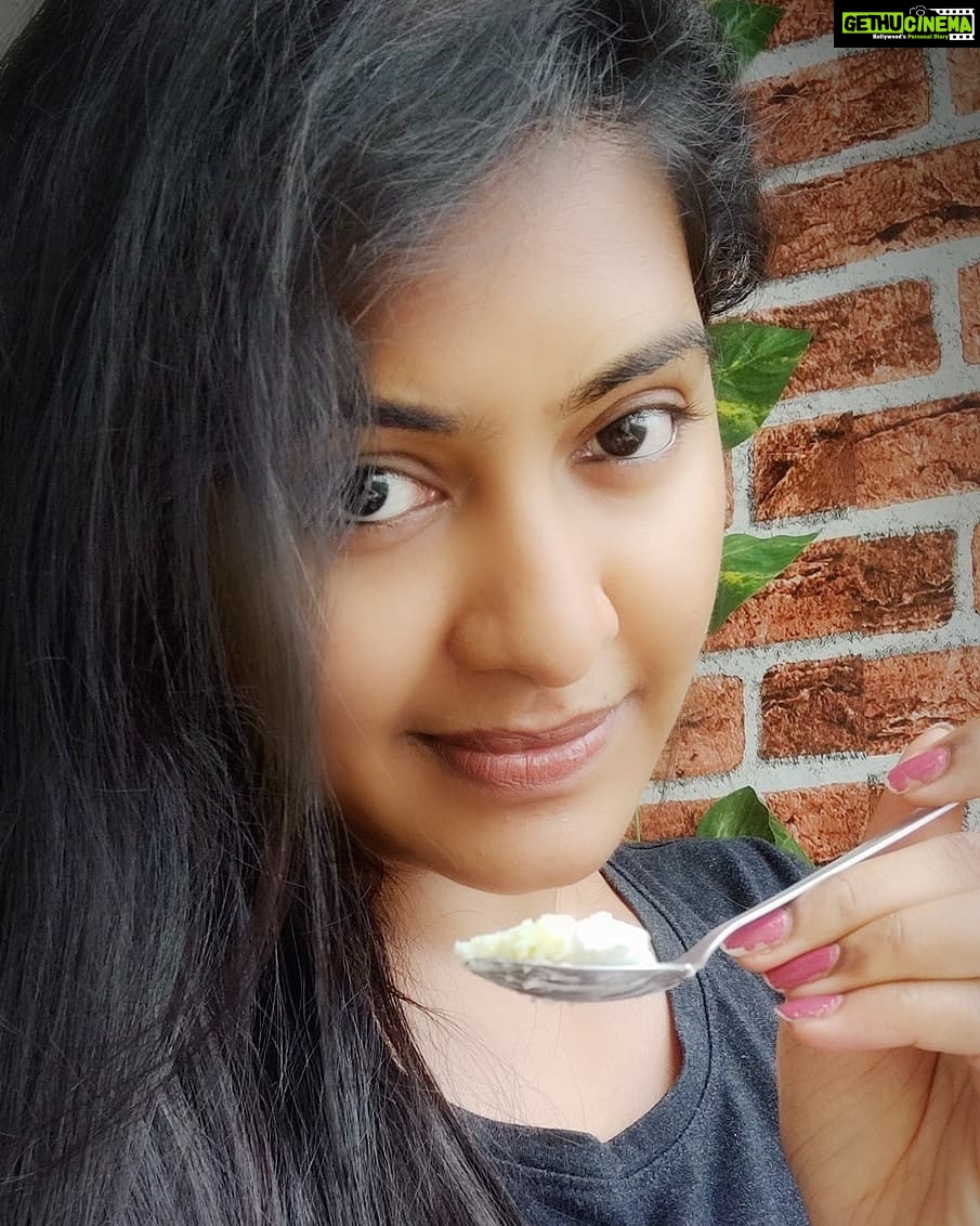 Rachitha Mahalakshmi Instagram - Evenings made more sweeter by @dark_slicesπ° yum yum yummy....... πππππβ€οΈβ€οΈβ€οΈβ€οΈ Pochu.. pochu... Yae diet yellaaaa pochu π©π©π©ππ»ββοΈ