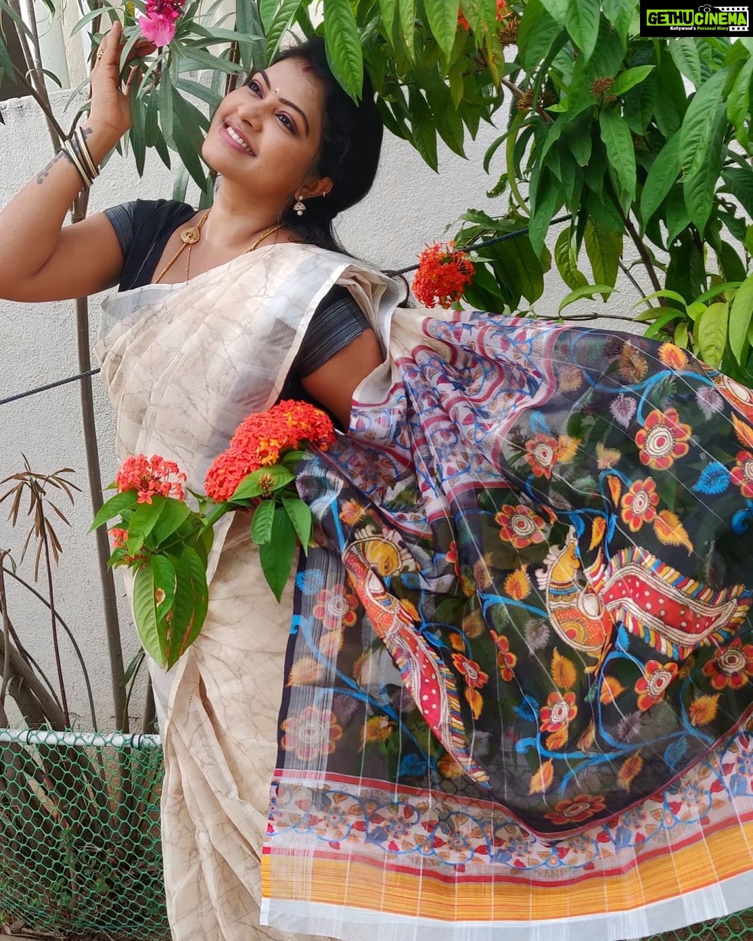 Rachitha Mahalakshmi Instagram - 🌟 learning to be calm whe you're disrespected is a super power 🌟 #sareelove @fameblueboutique : #supportwomenentrepreneurs🙋🏼💪🏻