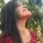 Rachitha Mahalakshmi Instagram – Tension,stress,presure, pain, sad… Ufffff give a pause nd 
Just live in d moment……. 
:
Bangalore rains ⛈️🌧️ blissful…… 😇😇😇😇😇😇😇