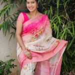 Rachitha Mahalakshmi Instagram – Simple yet Elegant MAHA 😇😇😇
:
#SAREELOVE @fameblueboutique 
:
#supportwomenentrepreneurs🙋🏼💪🏻