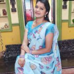 Rachitha Mahalakshmi Instagram – 🌟Everyone can make u smile… But not everyone can make u happy…..🌟 
😇😇😇😇😇🙏🙏🙏🙏
:
Maha evenings…. 
:
#Sareelove @dearunique_1 💙💗❤️🧡🤎
:
#supportwomenentrepreneurs🙋🏼💪🏻