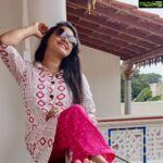 Rachitha Mahalakshmi Instagram - 🌟If v r givers then let's know our limits because the takers don't have any.... 🌟 : Happy mornings.... 😇 : Outfits @hamsini_boutique 😇 : #supportwomenentrepreneurs🙋🏼💪🏻