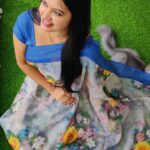 Rachitha Mahalakshmi Instagram - Welcoming Floral collections 🌷🌸🌹🌺🌼🌼🌸🌺🏵️🌷🌸🌹🌻🌹🌺🌸🌷🌼🌻🌹🌸🌷 with my 🐱🐾🐾 @siberian_whiskeygrey : #sareelove @dearunique_1 😇😇😇 : #supportwomenentrepreneurs🙋🏼💪🏻