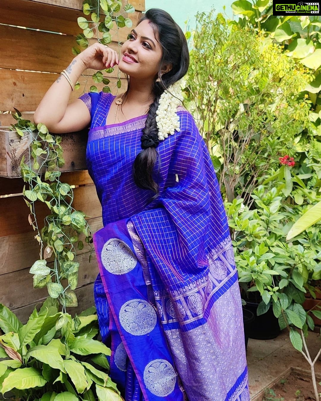 Rachitha Mahalakshmi Instagram - 🌟 Change is painful but nothing is as painful as staying stuck somewhere u dont belong 🌟 : MAHA EVENINGS 😇😇😇 : Well wait for the unexpected twists in NINI 🥺🥺🥺🥺 : #Sareelove @fameblueboutique #supportwomenentrepreneurs🙋🏼💪🏻