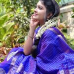 Rachitha Mahalakshmi Instagram – π Change is painful but nothing is as painful as staying stuck somewhere u dont belong π
:
MAHA EVENINGS πππ
:
Well wait for the unexpected twists in NINI π₯Ίπ₯Ίπ₯Ίπ₯Ί
:
#Sareelove @fameblueboutique
#supportwomenentrepreneursππΌπͺπ»