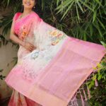 Rachitha Mahalakshmi Instagram – Simple yet Elegant MAHA 😇😇😇
:
#SAREELOVE @fameblueboutique
:
#supportwomenentrepreneurs🙋🏼💪🏻