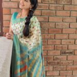 Rachitha Mahalakshmi Instagram – 🌟Just Be you and d world will adjust 🌟
:
MAHA mornings 😇😇😇😇
:
#sareelove @_draperr_ ❤️❤️❤️
:
#supportwomenentrepreneurs🙋🏼💪🏻