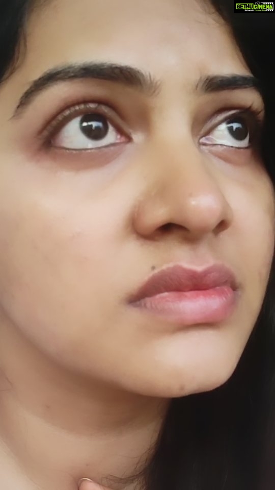 Rachitha Mahalakshmi Instagram - Hmmmm yeppo yar iruppa yaru povangae nae thaeriliyae...... 🤞🤞🤞🤞🤞🤞🥺 Inniki uyiroda irukuradae periya vishyam poliyae .. 🤞🤞🤞🤞🤞 Hoping for some better days.... 🤞🤞🤞