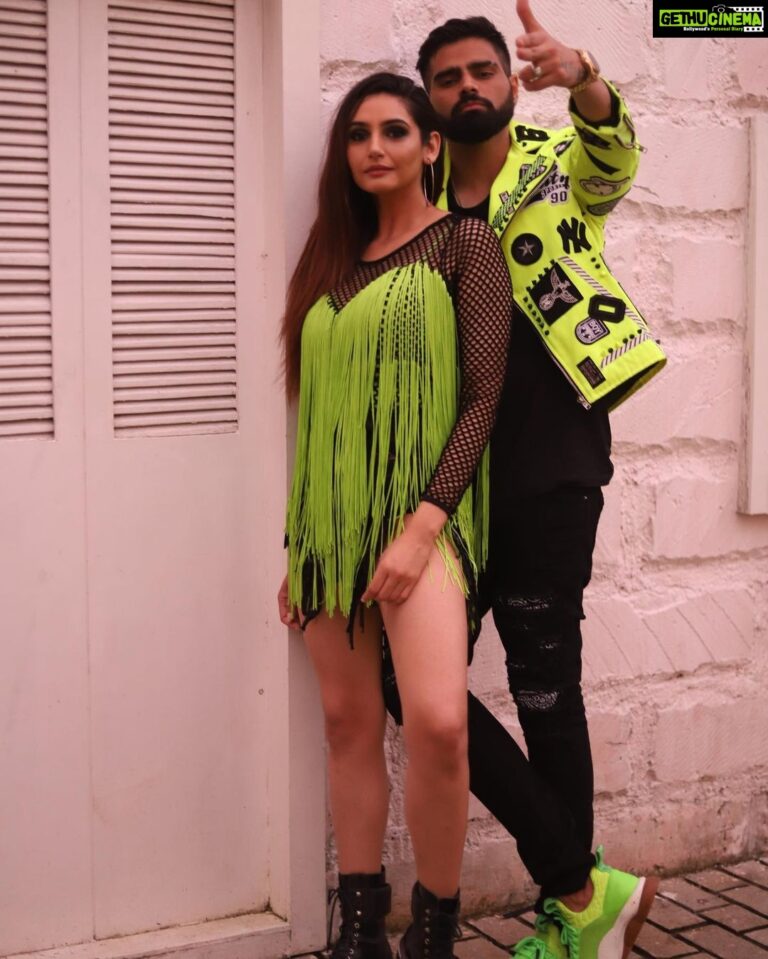 Ragini Dwivedi Instagram - QUAKE aka ARJUN SHARMA FEAT RAGINI DWIVEDI : SONEYAA ❤️ The official first look of the track 💋 What and amazing experience shooting with @quakealltheway for this mind blowing track created written and sung by him … you are truly talented And I’m so glad to have been a part of this journey can’t wait to show you all the track it’s the next big thing It’s the heart beat of every guy and girl Designed and styled by @rudraksh_dwivedi @rudrakshdwivedi Makeup and hair @dileep_mua Management @iamnoumankhan8 Production VENUS ENTERTAINERS TO BE LAUNCHED BY TWO MASSIVE MUSIC LABELS NATIONALLY announcement to follow 🤩 Thank you @vishnudevaofficial for making this song and us look so so good and taking out the time love forever ❤️ Mumbai, Maharashtra
