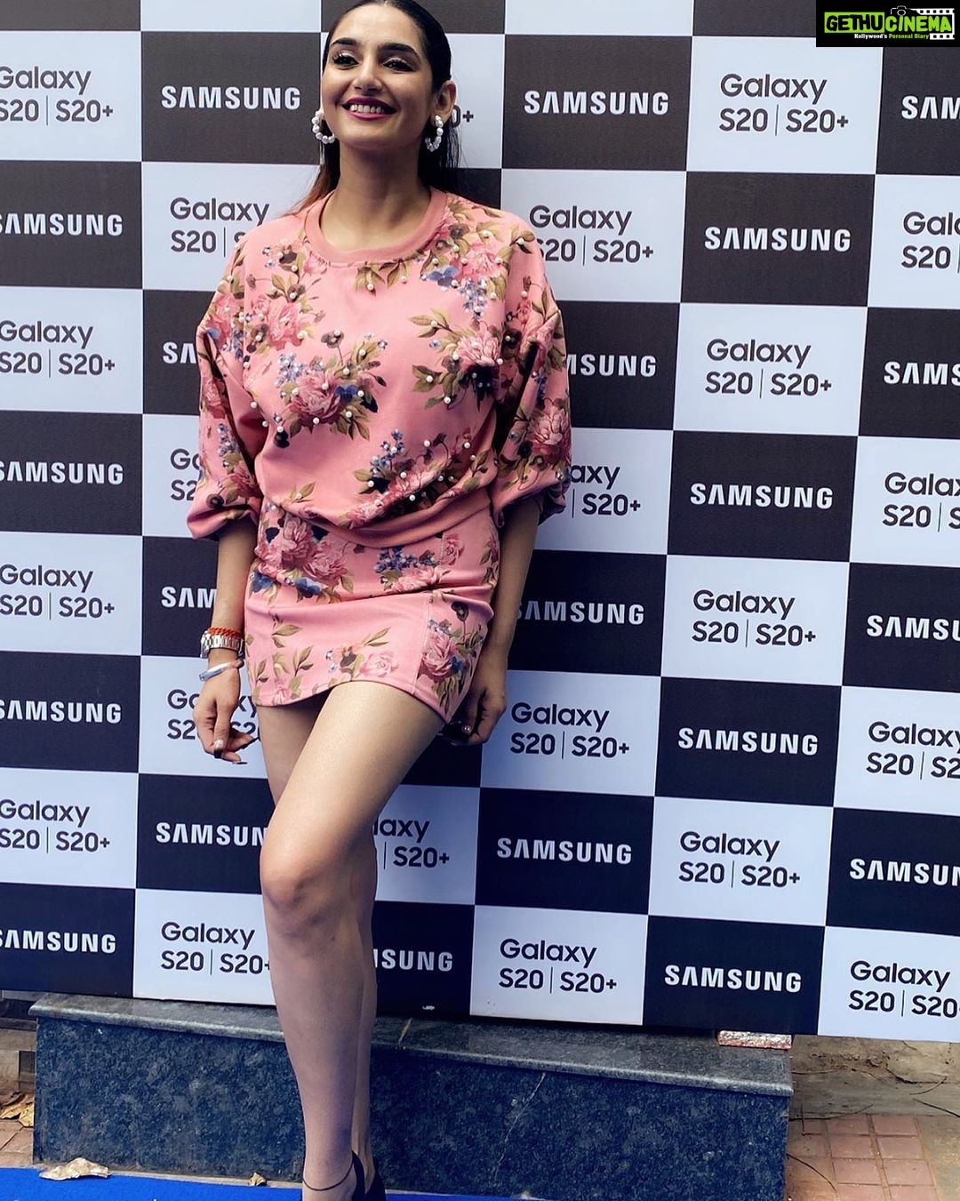 Ragini Dwivedi Instagram - SAMSUNG LAUNCH #S20 nd #S20plus For @channel9mobiles @samsungindia @samsungmobile @samsung Outfit @rudrakshdwivedi Shoes @zaraindiaofficial Manager @kumarjagganath Makeup @lovecolorbar Bangalore, India