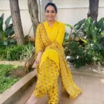 Ragini Dwivedi Instagram – HABBA SUBHASHYEGALU 🥰😍
A small preview of this past 8 amazing days of Pooja and positivity:) May you all be blessed 
#raginidwivedi #actor #smilemore #durgapuja #navratri2021 #navratrispecial #festivevibes #coloursofindia #dressforsuccess #positivevibes #lovenlight #poser #trending #trendingreels #reelitfeelit #reelsinstagram #reel