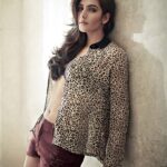 Ragini Dwivedi Instagram – KEY TO SUCESS : focus on goals not obstacles ❤️‍🔥❤️ #keepworking #raginidwivedi #workmode #socailmedia #shoot #tuesdayvibes #actor #south #india #international #trending #staymotivated #instagram #instagood #instadaily #instafashion #influencer Mumbai, Maharashtra