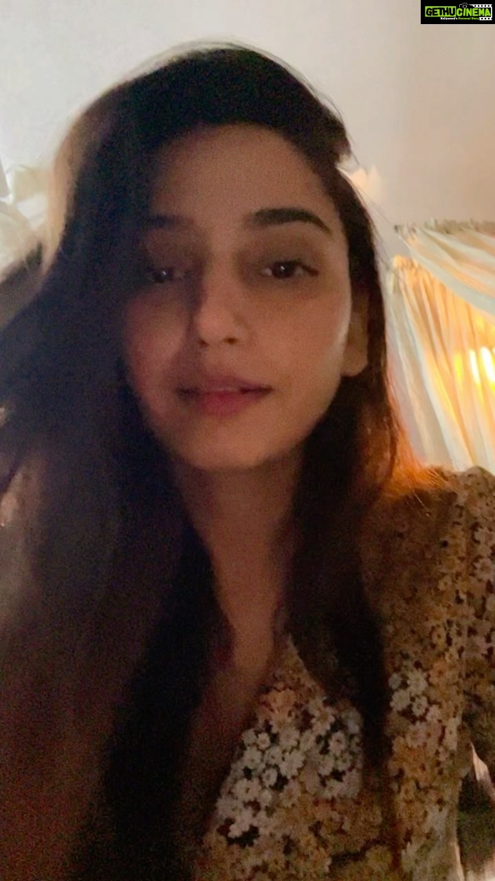 Ragini Dwivedi Instagram - VENOM : cause it’s a challenge n it’s fun to do it!! Try it 🤪🐒 #venom #venomchallenge #reels #reelsinstagram #reelitfeelit #reelkarofeelkaro #reelsvideo #instagramreels #raginidwivedi #kannadaactress #southindianactress #sandalwood #reeltoreel #funnyreels #trending #trendingreels #positivevibes #instareelsindia❤️ #saturday #love #homesweethome #venom