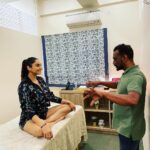 Ragini Dwivedi Instagram – PRANIC HEALING @bodhsara 
Prana in Sanskrit means life force .. a system of energy treatment that keeps energy of the body alive and maintains good mind and body health ❤️
@mita_vinay and her team make sure I step out with a smile each time i visit 
Self love and healing is extremely important and must be done by each one of you in your own ways . But must check out all the amazing treatments they have to offer :) a homely feel always each time you visit and you leave happy that’s the key to an amazing place and people thank you for having me and I love this amazing collaboration 😊❤️ thankyou @shandilya.surabhi you were missed hugs 🤗
#raginidwivedi #collaboration #influencer #actor #wellnessjourney #happiness #positivevibes #pranichealing #heal #selflove #selfhelp #help #wellnessjourney #smile #love #bengaluru #karnataka #india #south #be #loveyourself #careforyourself #life #staystrong #stayhealthy #instagood #instagram #instadaily #instalike #instamood #instamoment Bodhsara