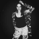Ragini Dwivedi Instagram - “Wearing the smile that God gave me!” 😇😊🤩 Tell me one thing that makes you smile?! 😁☺️😊 Come on, guys - think! Best answer will get a shoutout on my story by the end of today! ❤️ #raginidwivedi #smileforever #nightshootout📷 #smilequeen #actress🎬 #sandalwoodqueen #tollywoodqueen #smilealways #eveningvibes #sandalwoodactor #questionoftheday