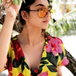 Ragini Dwivedi Instagram - You will be loved : for being who u are Shot by @rudraksh_dwivedi #takecareofyourself #selflove #pride #raginidwivedi #actor #entrepreneur #philanthropist #motivation #wednesdaywisdom #poser #spirit #lovenlight #yellow #casualstyle #styleoftheday #styleblogger #shootlife