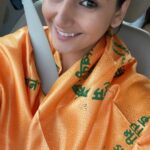 Ragini Dwivedi Instagram - Was lucky and blessed enough to be able to do Prasada for the 500 devoties in and around the temple Ration kits for senior citizens #raginidwivedi #genexttrust #serviceprovider #blessings #pride #strongwoman #helpingothers #northkarnataka #smilemore #karnatakafocus #socialworklife #happinessinlittlethings #foodservice #rationsservice