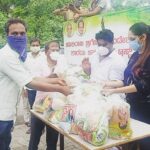 Ragini Dwivedi Instagram - GENEXT RATION KITS ❤️ Ration kits in Gulbarga town to taxi drivers who have been severely hit due to pandemic 300 kits distributed #pride #love #karnatakafocus #helpingothers #gulbarga #socialwork #positivevibes