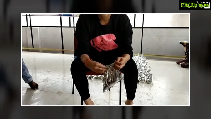Ragini Dwivedi Instagram - GENEXT CHARITABLE TRUST Today’s day work done with 500 meals package and distribution for the tired up groups and slums through our organisation on calls Meals provided by the @theakshayapatrafoundation Video created by @iamsaadkhan #Genexttrust #standbyme #beatcovid19 #karnataka #bengaluru #helpingothers #teamworkmakesdreamwork Bangalore, Karnataka