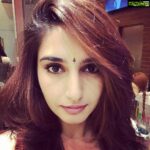 Ragini Dwivedi Instagram – QUIZ TIME : give me one word for what your feeling right now and why ?? Let’s talk to each other ?? #rdtalks #letstalk #withmenow #love #answerthequestion #raginidwivedi #helpeachother #talkinghelpseverything #peace