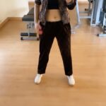Ragini Dwivedi Instagram - EACH DAY TO PERFECTION A new week of excitements begin :) #raginidwivedi #love #announcement #workmode #lovenlight #stayfit #workoutmotivation #mondaymood #reelsinstagram #reels #reelitfeelit #reelsvideo #mondaymood #mondayvibes #instadaily #instagram #instagood #instalike #instamood #instafit