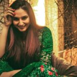 Ragini Dwivedi Instagram – BEAUTY is power 🏋️‍♀️🏋️‍♀️🏋️‍♀️
SMILE is the sword my friend 😏
#raginidwivedi #positivevibes #shootdiaries #actorslife #newpost #photooftheday #love #light #shooting #workhard #instagram #instagood #instadaily #instamood 
Shot by Team Ragini Dwivedi
