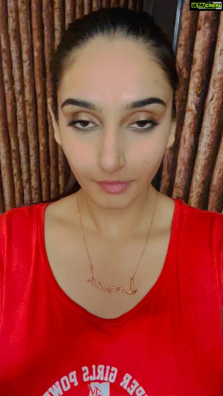 Ragini Dwivedi Instagram - Happy and humbled ❤️ @kspcca Always stood for causes close to my heart and this surely takes a huge space right in the centre keep the love and support #cricketlovers #speciallyabled #worktogether #passion #sports #brandambassador #pride #karnataka #india #world #smile