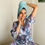 Ragini Dwivedi Instagram - #RDBEAUTY TIPS. Natural glow : Quarter cup curd One table spoon honey Tel table spoon Basen ( gram flour ) Apply on face for 15min and wash off Use ATLEAST thrice a week #raginidwivedi #love #pride #selfcare #sellove #skincare #homeremedies Shot by the fabulous @rudraksh_dwivedi
