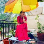 Ragini Dwivedi Instagram – LET THERE BE RED 🥰😍 
#beatingtheodds #positivevibes #lovethis #raginidwivedi #pride #poser #workmode #actor #enterpreneur #influencer #smile #bengalurudiaries #socialwork #purpose Home Sweet Home