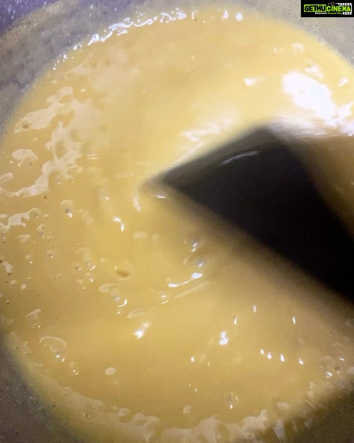 Ragini Dwivedi Instagram - #RDKITCHEN MEIN #BESANHALWA πΈ Two is to four ratio of Besan and Ghee roast till brown in low flame Four tablespoons of sugar in two glasses of water Stir and dissolve sugar completely Mix dry fruit in the besan mix and add the sugary water mix and stir slowly Keep stirring till the mixtures blend well and become a thick halwa Then eat it hot and yummy ππ₯° #besanhalwarecipe #raginidwivedi #love #rdkitchen #karnataka #bengaluru #pride #homecooking #simplehomestyle Home Sweet Home