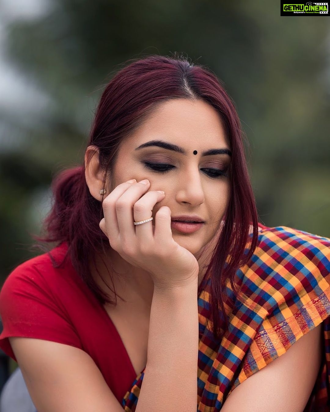 Ragini Dwivedi Instagram - RARE AND RAW series part 1 Thinking off πβοΈπ Saree or western ???? #raginidwivedi #photography #photoshoot #photooftheday #love #actorslife #sandalwood #actress #potd #south #india #national #international #instagram #instagood #instafashion #indiapictures #indianwear #sareelove #closeup #trending #influencers #smile Bangalore, India