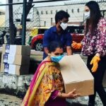 Ragini Dwivedi Instagram - RDWELFARE WITH COBBLERS ❤️ We the team of #rdwelfare are thrilled to help people in need and are so happy that we get inputs from all across to help truly in need 25 families who didn’t have food money or rations we’re helped today and I’m so proud ❤️ #helpeachother #socialworker #influencer #actor #friend #pride #love #rationkits #akshaypatra Bangalore, India