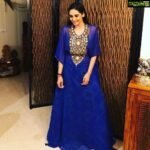 Ragini Dwivedi Instagram – THROWBACK THURSDAY ❤️🤗 To dressing up for weddings 🙇🏼‍♀️🙇🏼‍♀️
#poser #throwbackthursday #lovenlight #helpeachother #standtogether #weddings #punjabiweddings #blue #indian