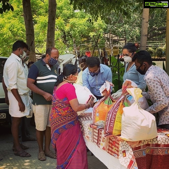 Ragini Dwivedi Instagram - RDWELFARE RATION KITS β€οΈ for the families of the Dhobi ghat π€π» β€οΈ Let ther be love and support for all help us help them π Paytm googlepay phonepe is on +919845233683 π Other contribution Col Rakesh +919980097733 Bangalore, India