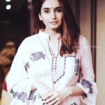 Ragini Dwivedi Instagram – TUESDAY VIBES JLT 🥰 
Mornings like these when u just wake up to find a set of pictures and wonder the dressing up and planning u do for everything and suddenly the world just stops for u to wonder how much it’s all worth and how much u should value life and time and things and people Around you 🙂
#thinkingoutloud #tuesdayvibes #love #throwback #moviepromotions #pride #raginidwivedi #actor #enterpreneur #socialworker #happines #sandalwood #south #india #influencer Bangalore, India