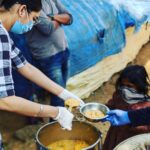 Ragini Dwivedi Instagram - LUNCH TO A slum which #feedtheneedy discovered and I’m so glad the whole team came together shared iust such an amazing bond and each day we need that and work on it🐕🤟🏻💃🏻😀 #RaginiDwivedi #love #pride #teamworriors Bangalore, India